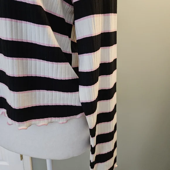 Juicy Couture Striped Black and White Women's Top Size XL New With Tags - Picture 10 of 14